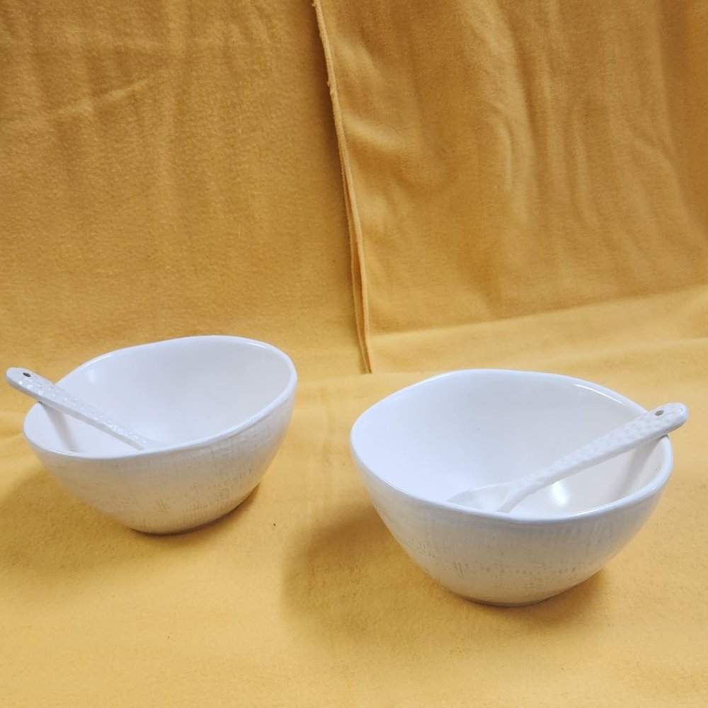 2 Demdaco Textured Bowl and Spoon Sets - NWT